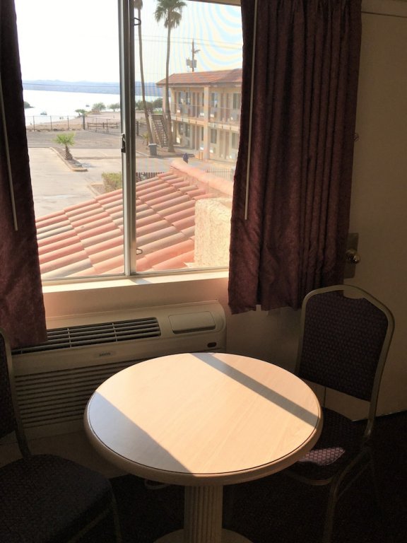 Фото Bridgewater Motel