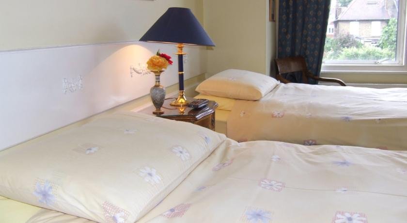 Фото Brook Hotel