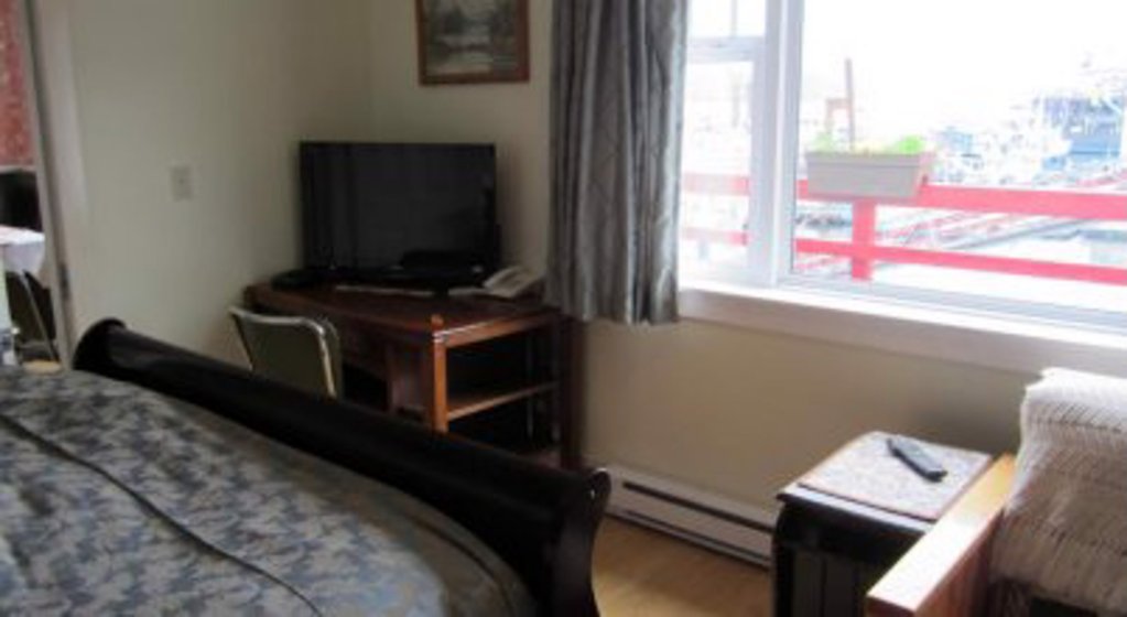 Фото Eagle Bluff Bed & Breakfast