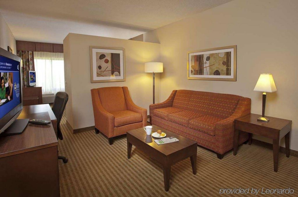 Фото Hampton Inn & Suites Boynton Beach