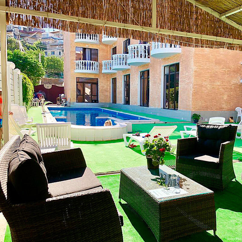 Фото отеля 2