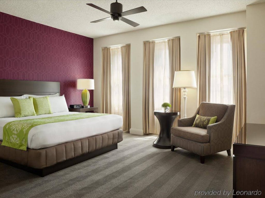 Фото Union Square Plaza Hotel