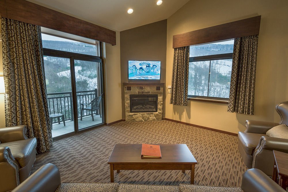 Фото Camelback Lodge & Aquatopia Indoor Waterpark