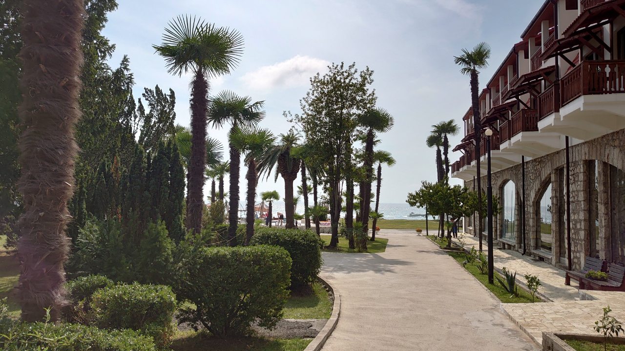 Фото Абаата