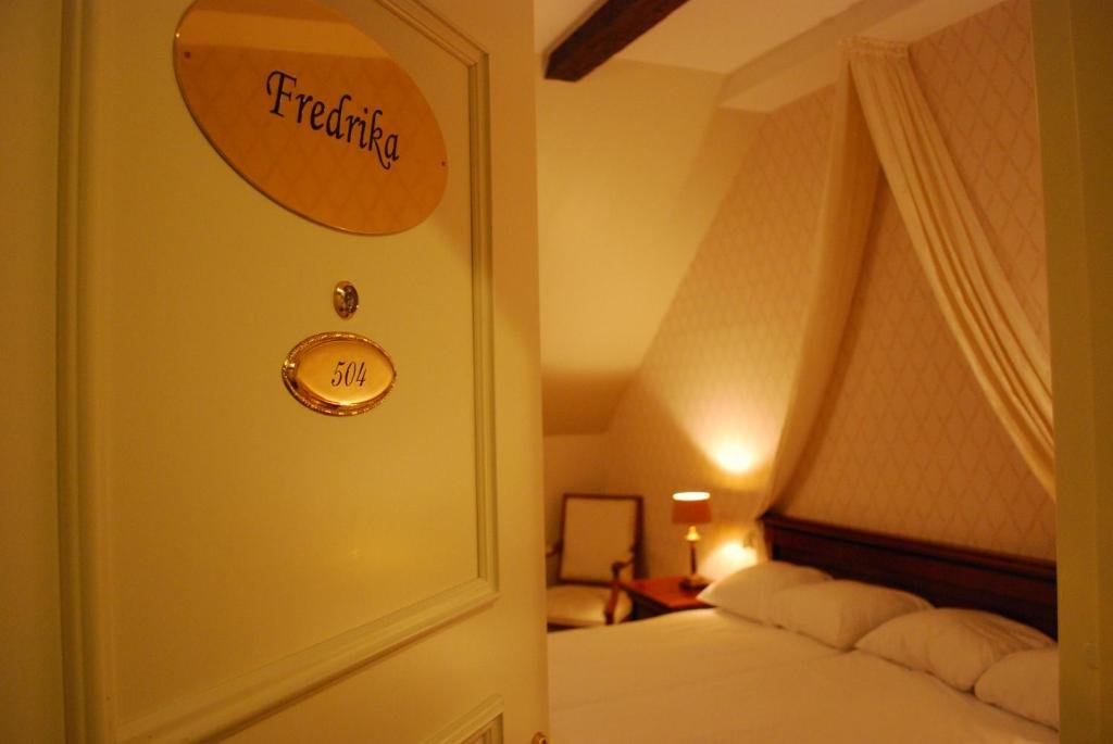 Фото Mayfair Hotel Tunneln