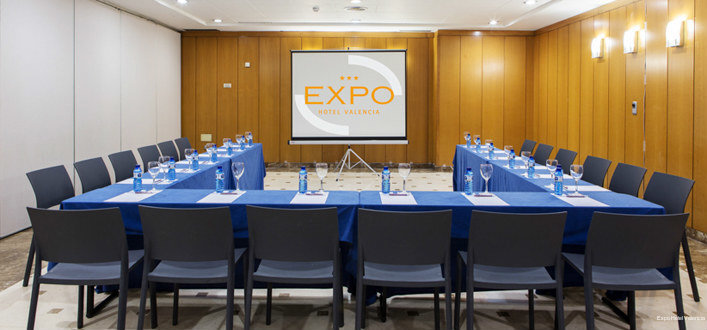 Фото Expo Hotel