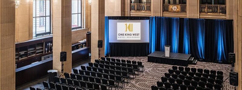 Фото One King West