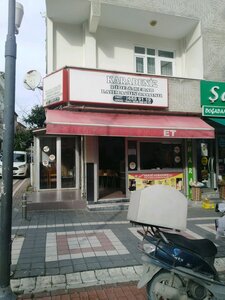 Karadeniz Pide Kebap Lahmacun Salonu (Osmangazi Mah., Papatya Cd., No:51, Esenyurt, İstanbul, Türkiye Cumhuriyeti), restoran  Esenyurt'tan