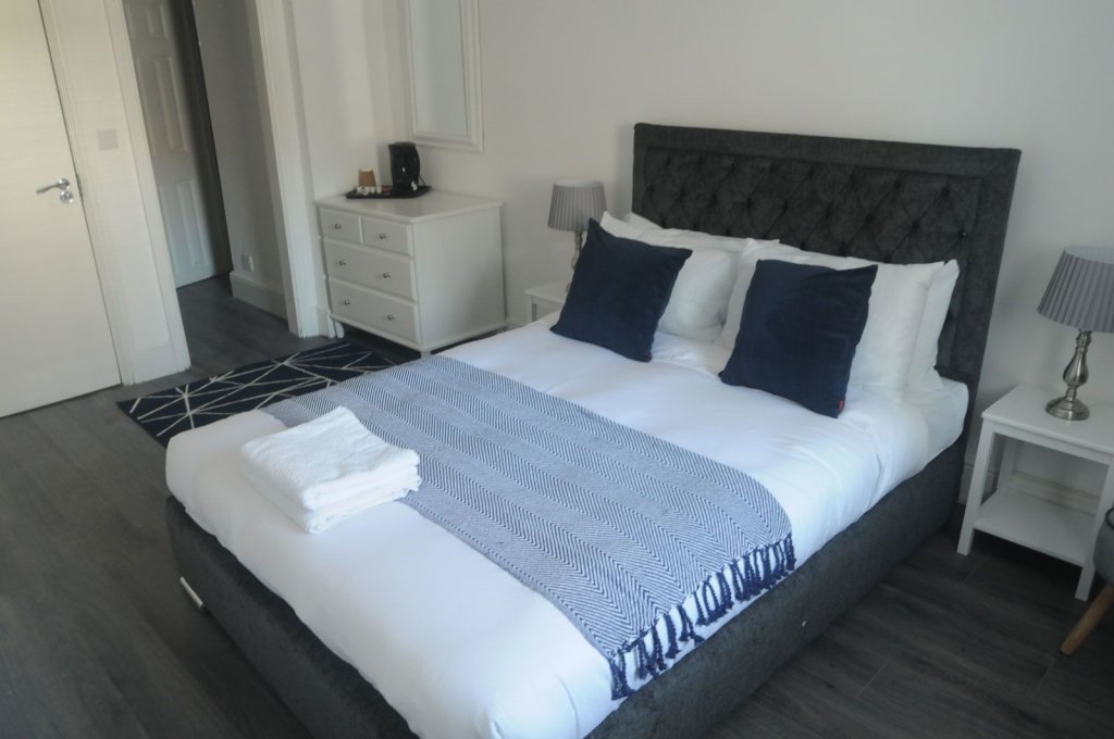 Фото Bexley Village Hotel