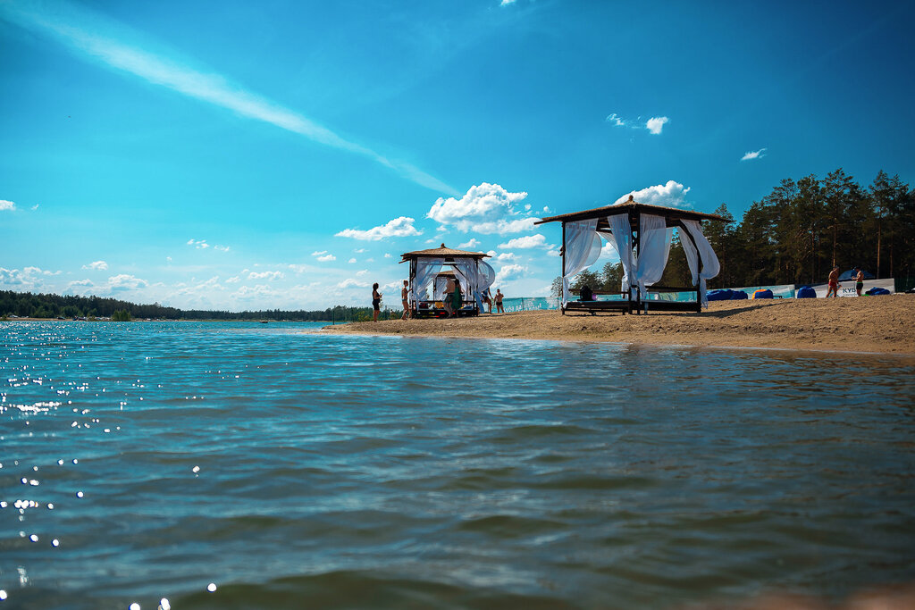 Зона отдыха голубая вода