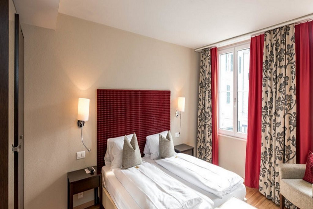 Фото Hotel Krebs Interlaken