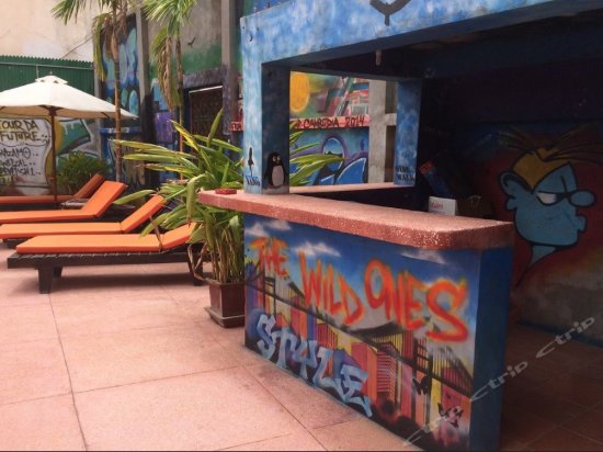 Фото Side Walk Never Die