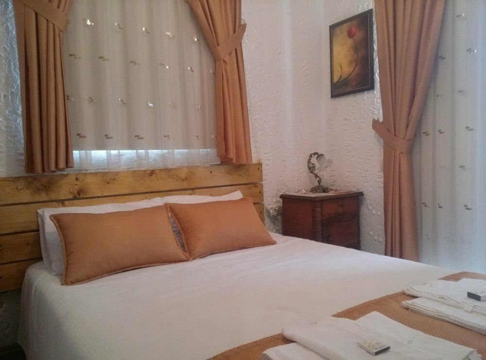 Bizim Ev Otel, oteller, Alaçatı Mah., 16001 Sok., Çeşme, İzmir, Türkiye