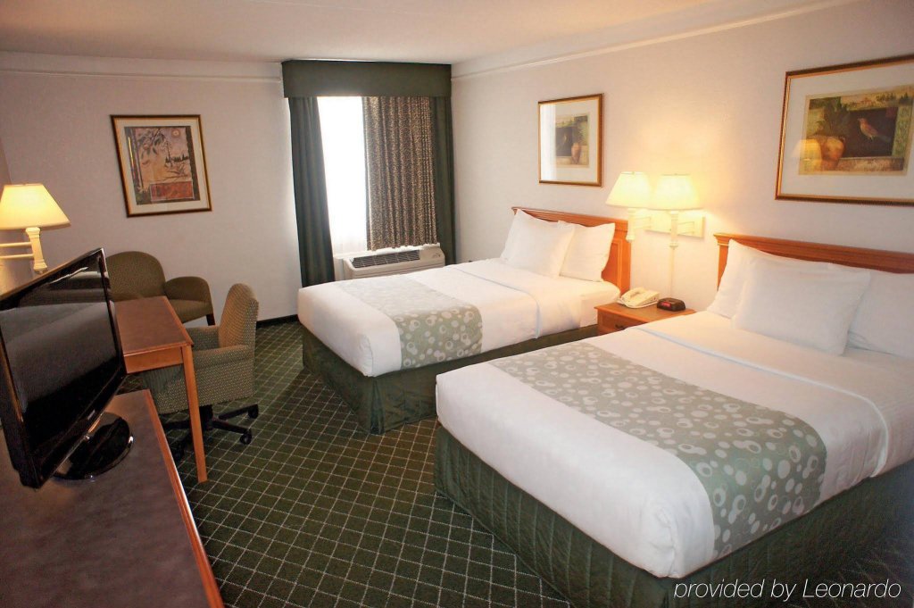 Фото La Quinta Inn & Suites by Wyndham Tacoma - Seattle