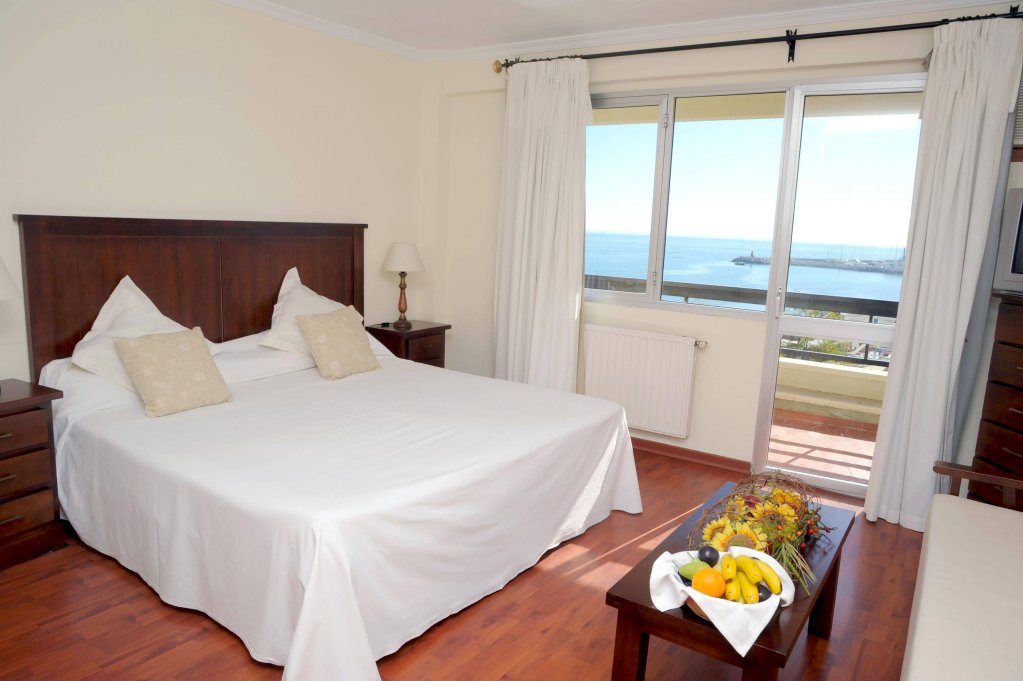 Фото Hotel La Barracuda