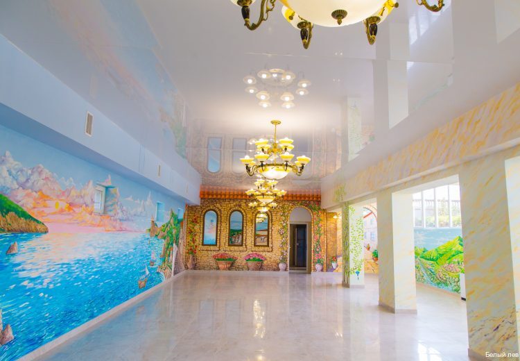 Фото Белый Лев