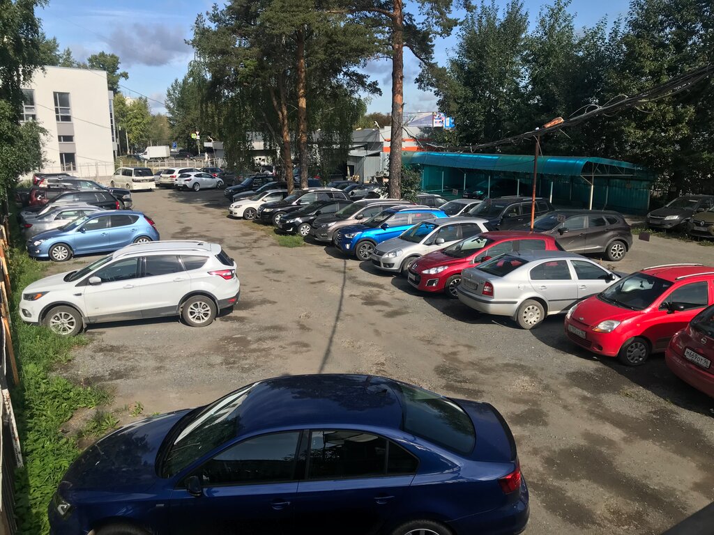 Parking lot Parking near the airport Koltsovo, Yekaterinburg, photo