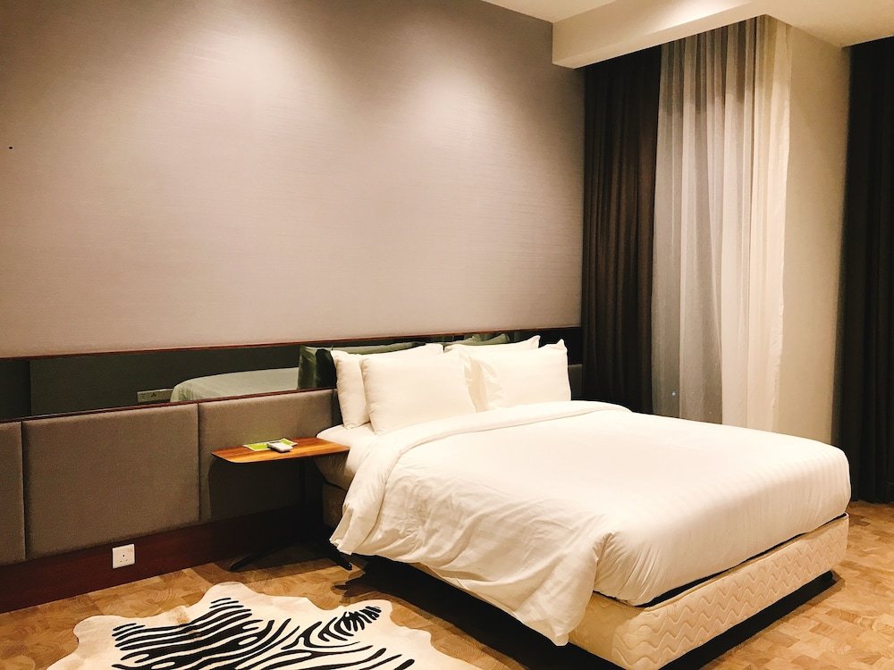 Фото Expressionz Professional Suites by MyKey Global