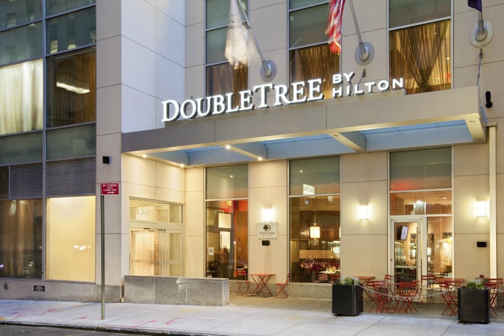 Фото DoubleTree by Hilton New York Downtown