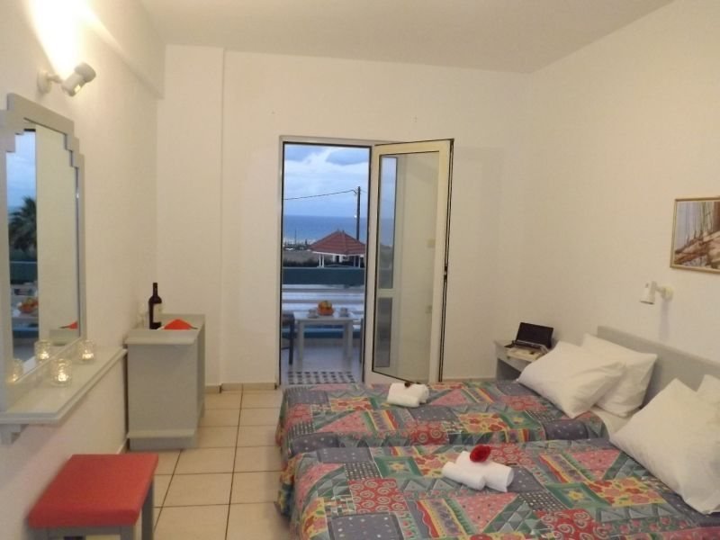 Фото Evalia Apartments