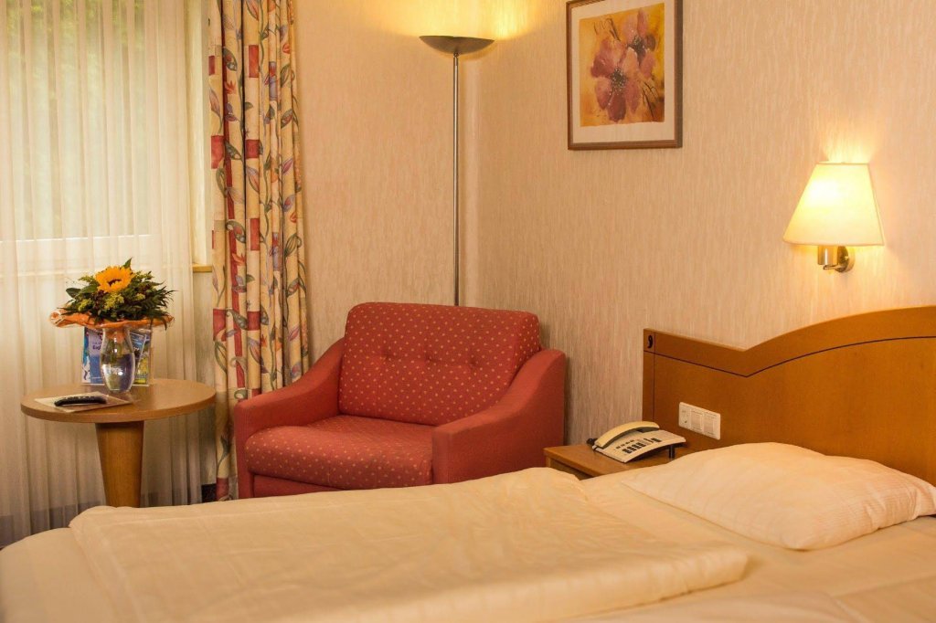 Фото Hotel Circle Inn