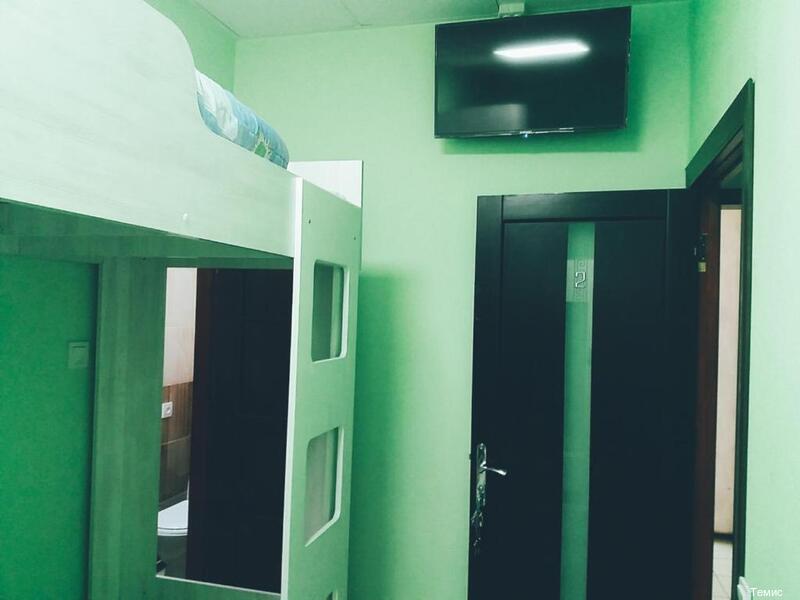 Фото Темис на Маркса