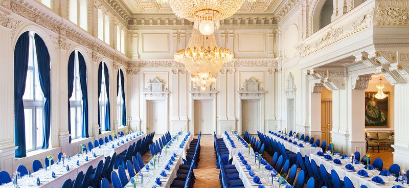 Фото Hotel Bishops Arms Mora