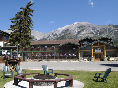 Фото Rundle Mountain Lodge