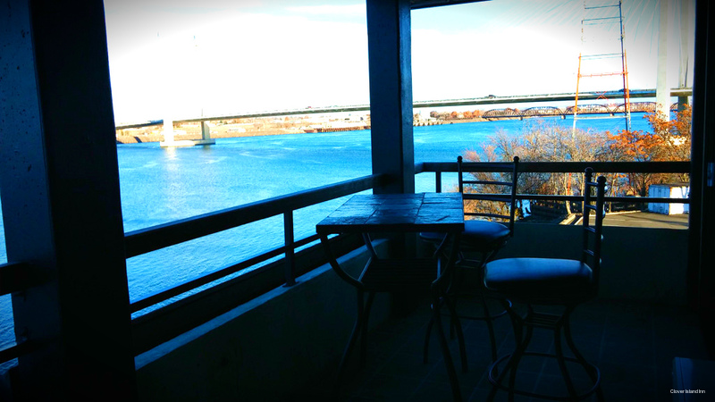 Фото Clover Island Inn