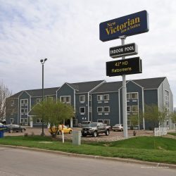 Фото New Victorian Inn and Suites