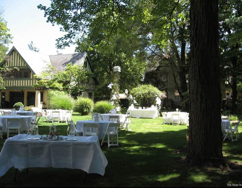 Фото Oliver Inn Bed and Breakfast