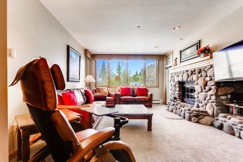 Фото Kiva Lodge by East West Hospitality