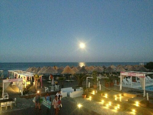 Гостиница Beach Club Ippocampo в Манфредонии