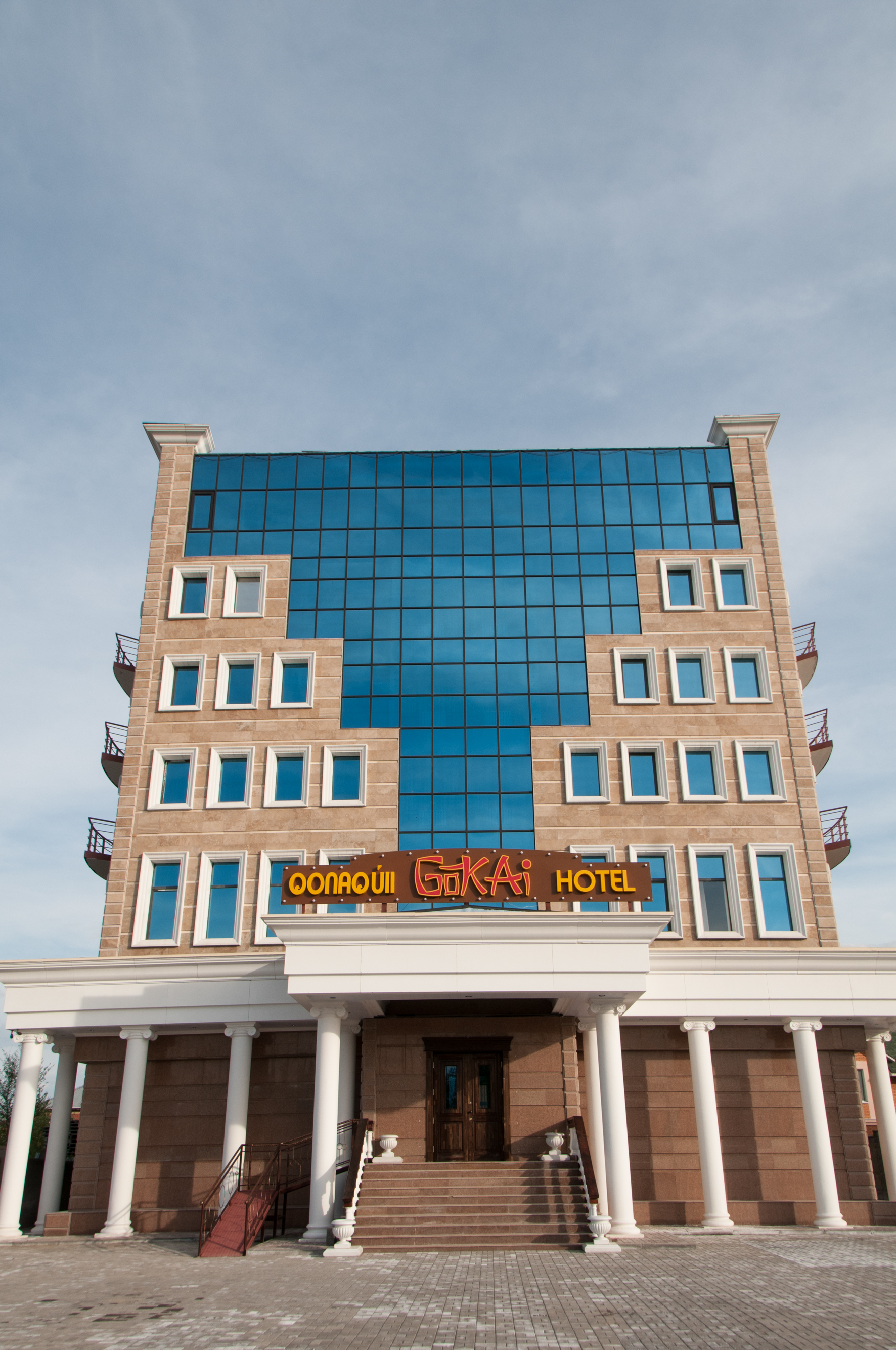 Фото отеля 2