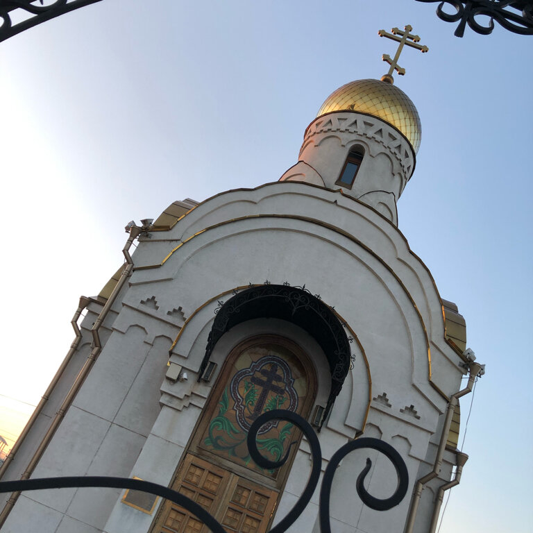 Православный храм Церковь Смоленской иконы Божией Матери, Челябинск, фото