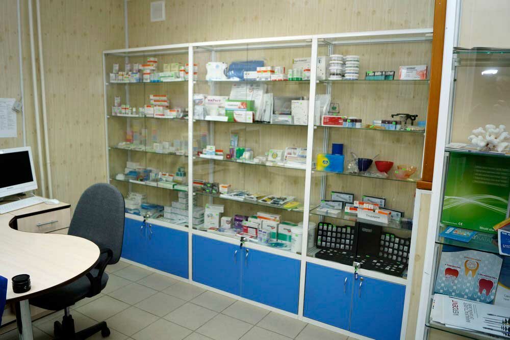 Клуб здоровых зубов ул строителей 89а фото Gorodskaya stomatologicheskaya klinika Klub zdorovyh zubov, dental clinic, City 