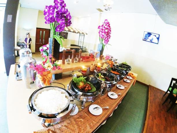 Фото Grand Suka Hotel