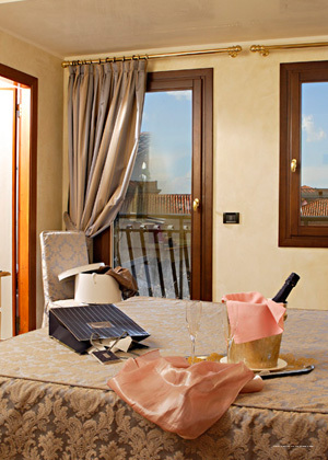 Фото Hotel Carlton on the Grand Canal