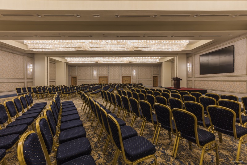 Фото Triumph Luxury Hotel