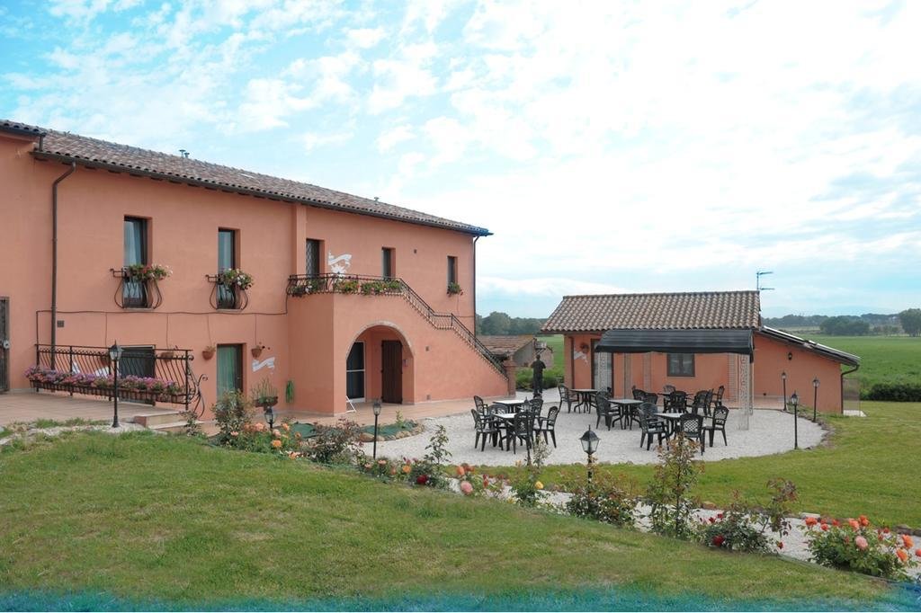 Фото Agriturismo Lanterna Rossa