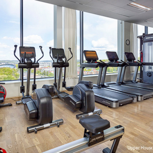 Фото Upper House