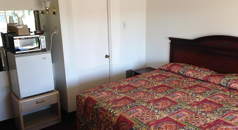 Фото Villa West Motel