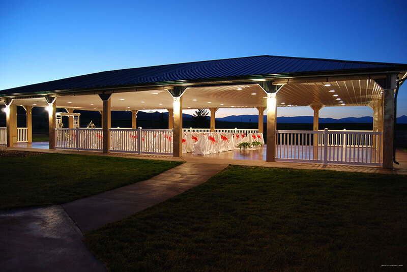 Фото Fairmont Hot Springs Resort