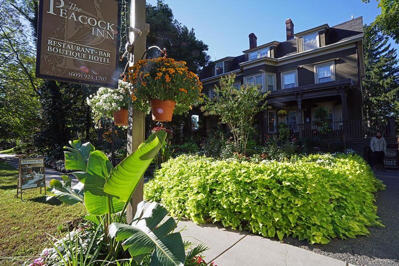 Фото The Peacock Inn, Ascend Hotel Collection