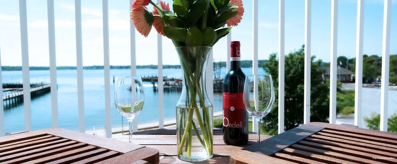 Фото The Harbor Front Inn