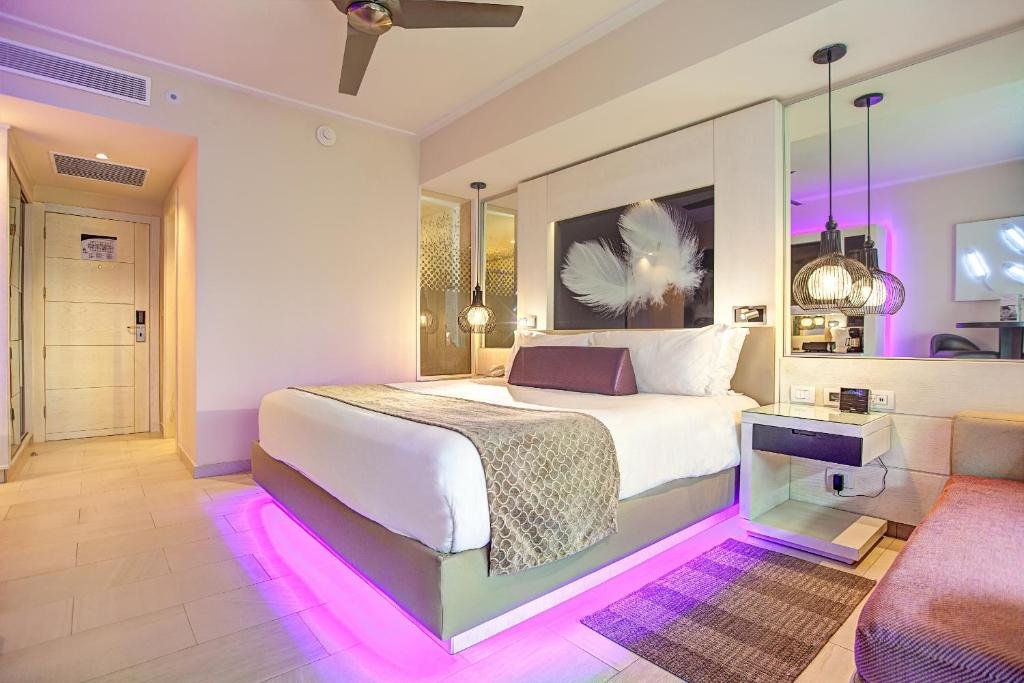 Фото Royalton Chic Punta Cana, An Autograph Collection All-Inclusive Resort & Casino – Adults Only
