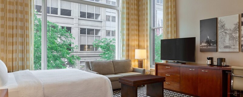 Фото Courtyard by Marriott Denver Downtown