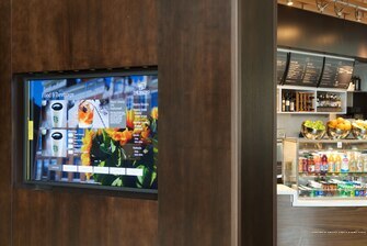 Фото Courtyard by Marriott Seattle Everett Downtown