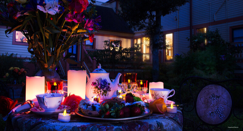 Фото Gingerbread Mansion Inn