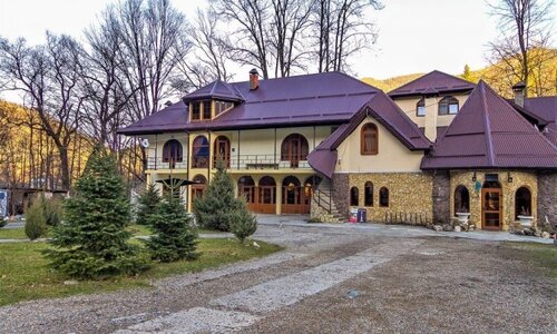 Гостиница Эдем в Гузерипле